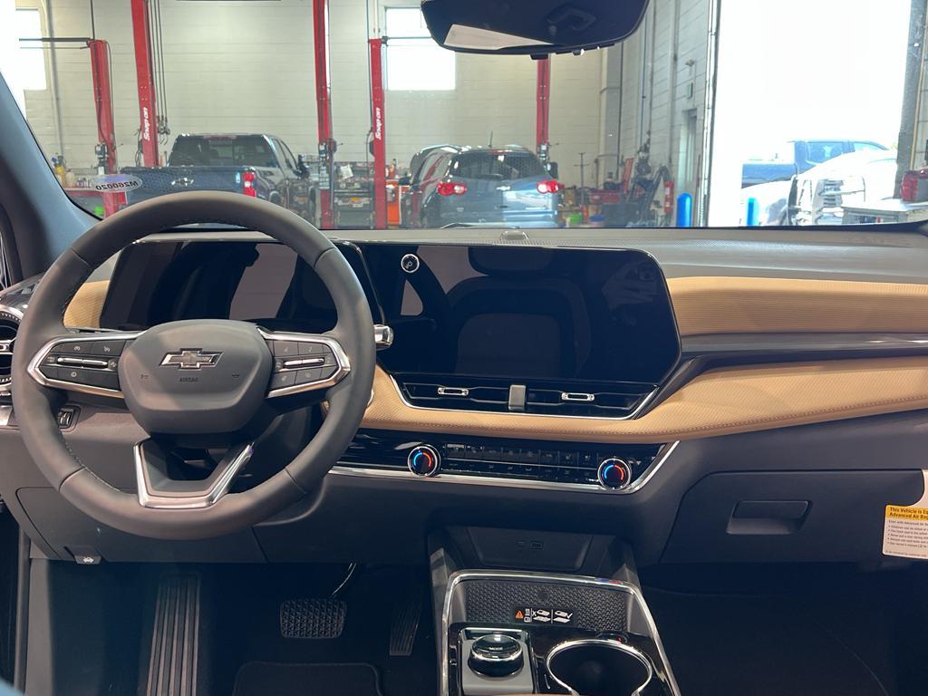 new 2026 Chevrolet Equinox car, priced at $38,290