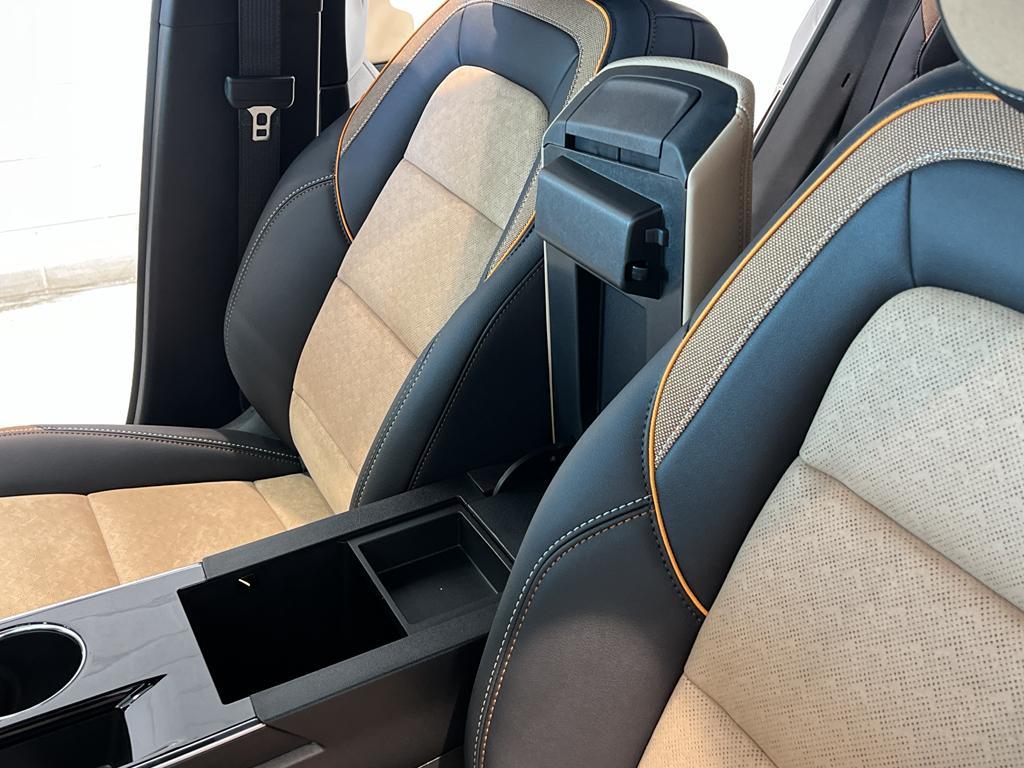 new 2026 Chevrolet Equinox car, priced at $38,290