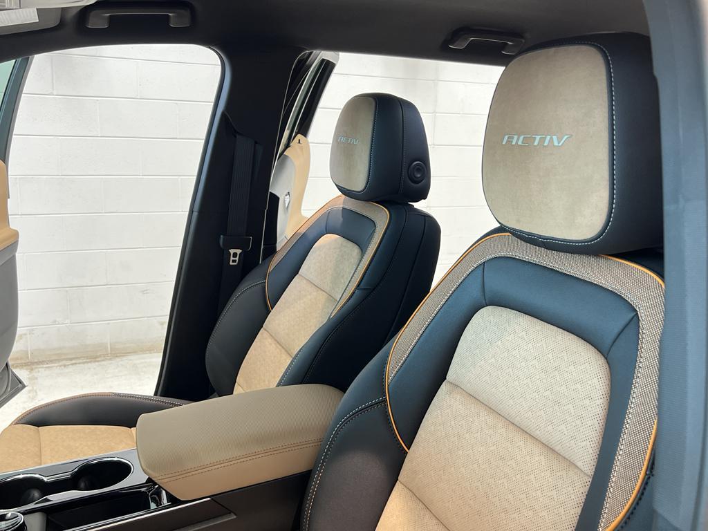 new 2026 Chevrolet Equinox car, priced at $38,290