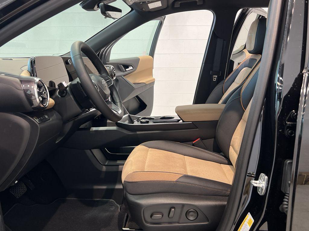 new 2026 Chevrolet Equinox car, priced at $38,290