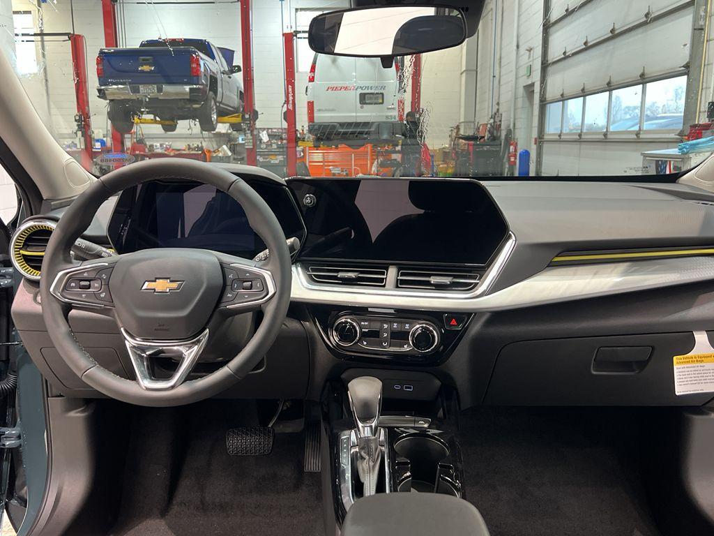 new 2025 Chevrolet Trax car, priced at $25,660