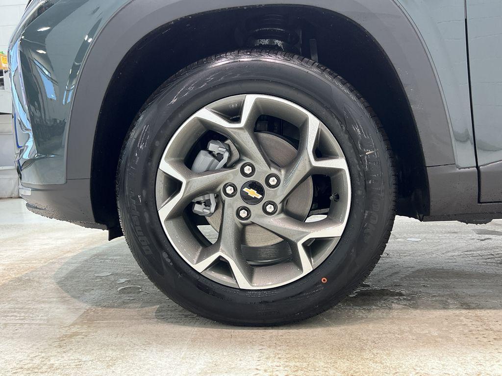 new 2025 Chevrolet Trax car, priced at $25,660