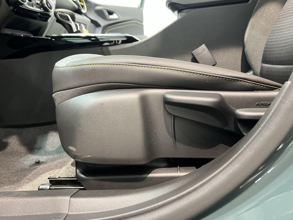 new 2025 Chevrolet Trax car, priced at $25,660