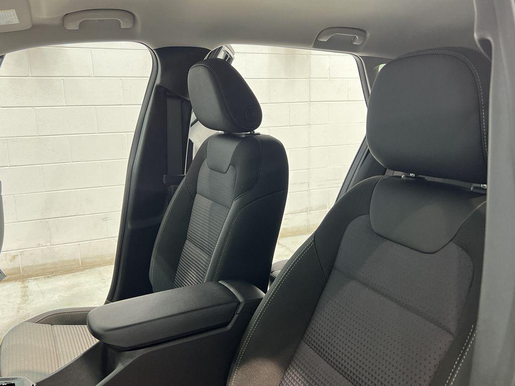 new 2025 Chevrolet Trax car, priced at $25,660