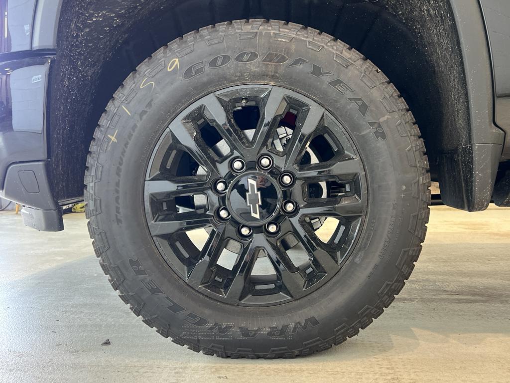 new 2025 Chevrolet Silverado 2500 car, priced at $73,840