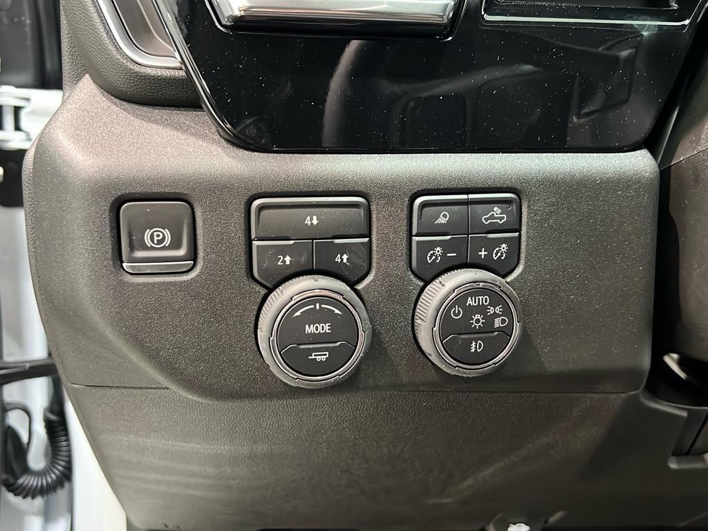 new 2025 Chevrolet Silverado 2500 car, priced at $67,215
