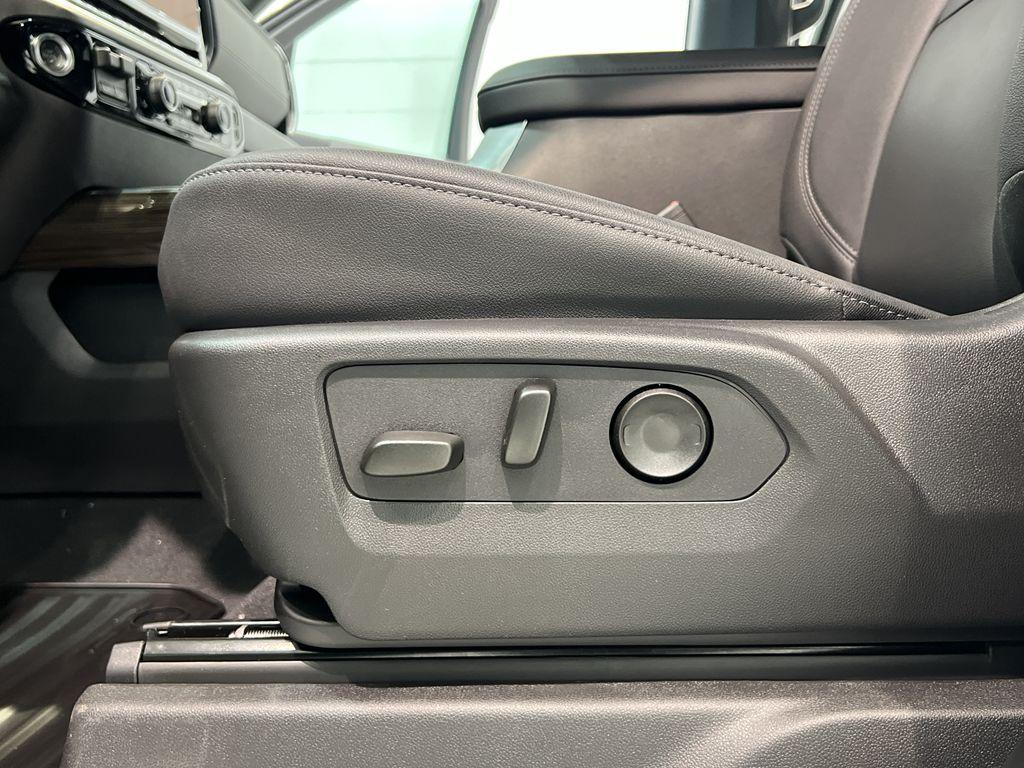 new 2025 Chevrolet Silverado 2500 car, priced at $76,425