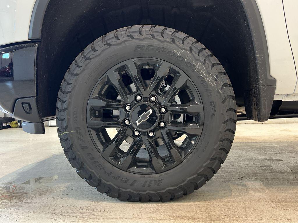 new 2025 Chevrolet Silverado 2500 car, priced at $76,425