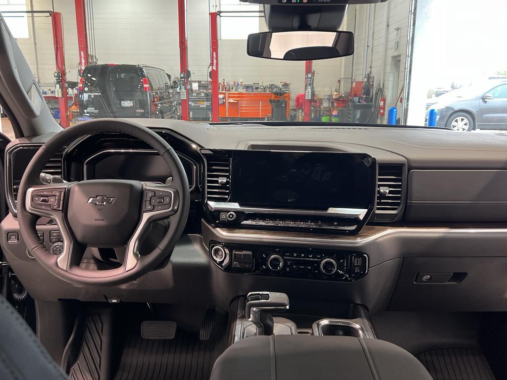 new 2025 Chevrolet Silverado 1500 car, priced at $62,225