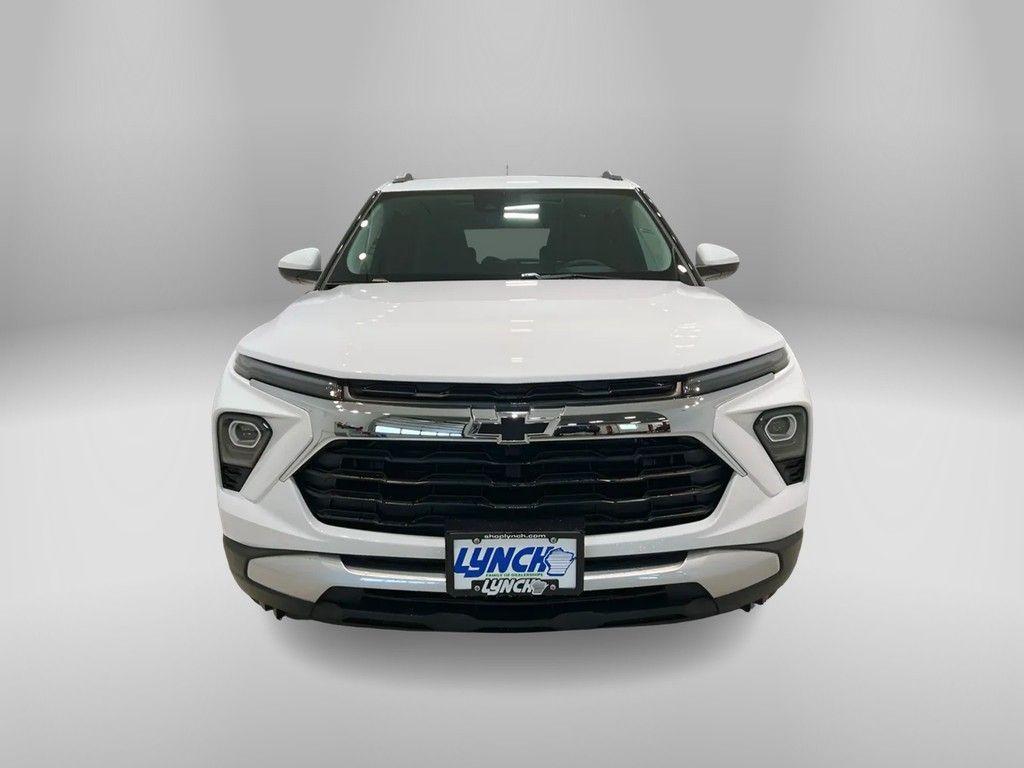 new 2025 Chevrolet TrailBlazer car, priced at $33,065