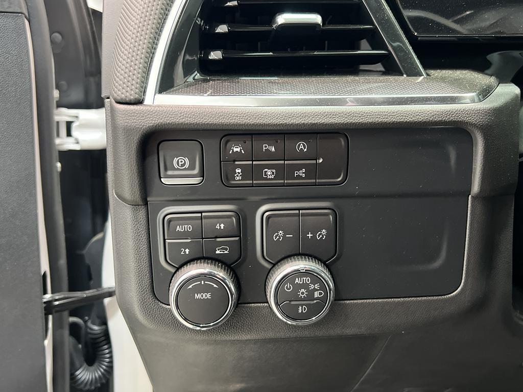 new 2025 Chevrolet Tahoe car, priced at $78,414