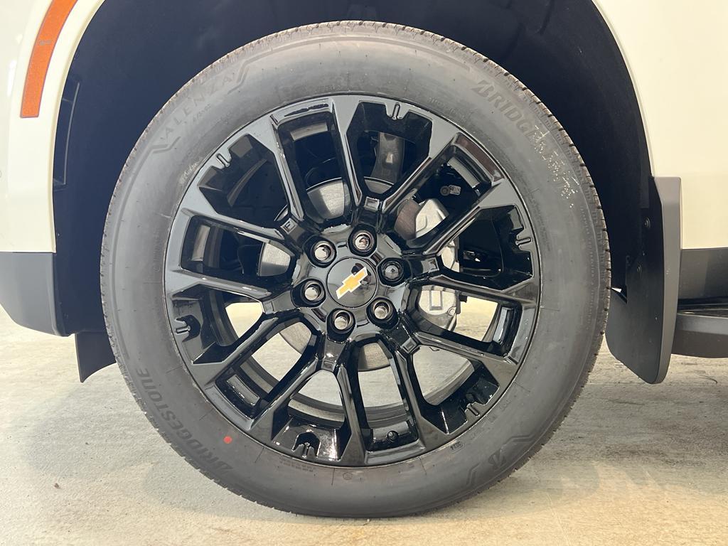 new 2025 Chevrolet Tahoe car, priced at $78,414
