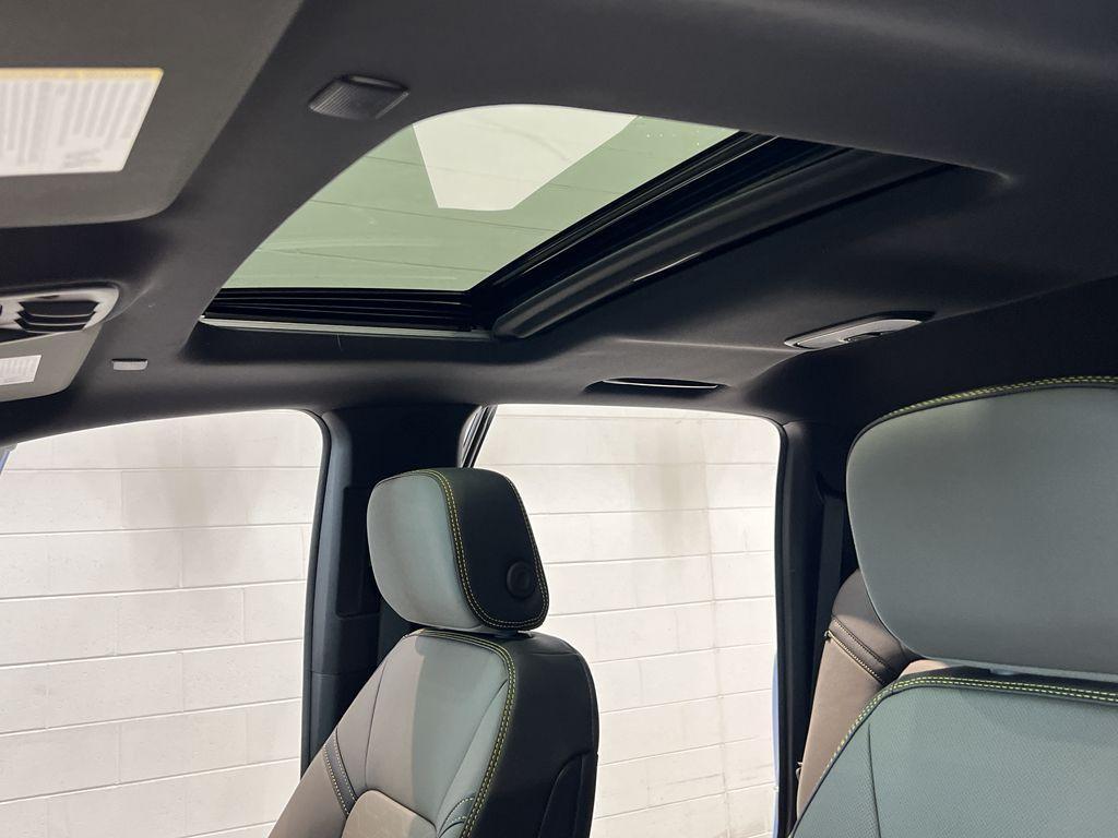 new 2025 Chevrolet Colorado car, priced at $54,190
