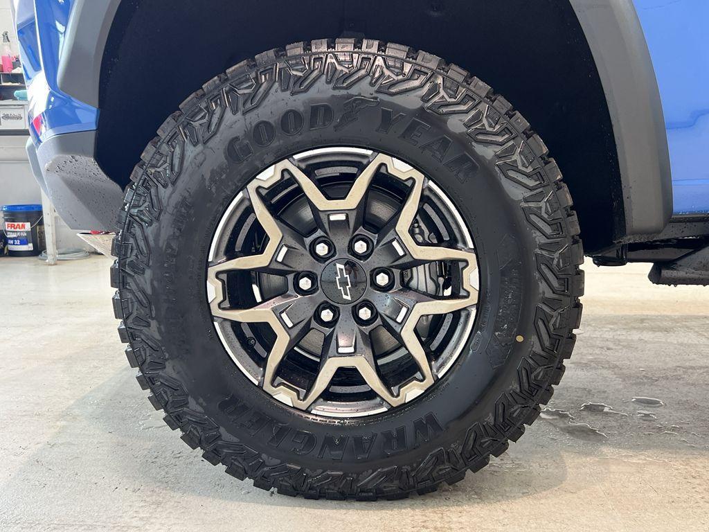 new 2025 Chevrolet Colorado car, priced at $54,190