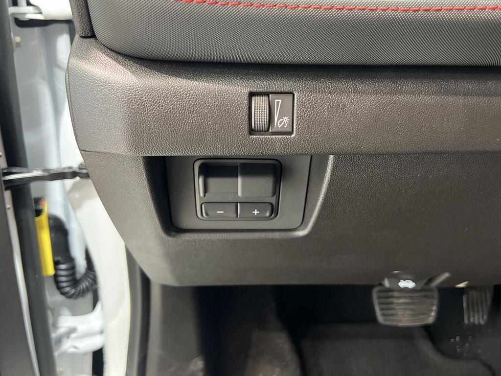 new 2025 Chevrolet Colorado car, priced at $49,660