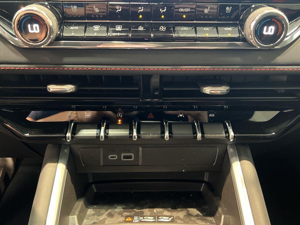 new 2025 Chevrolet Colorado car, priced at $49,660