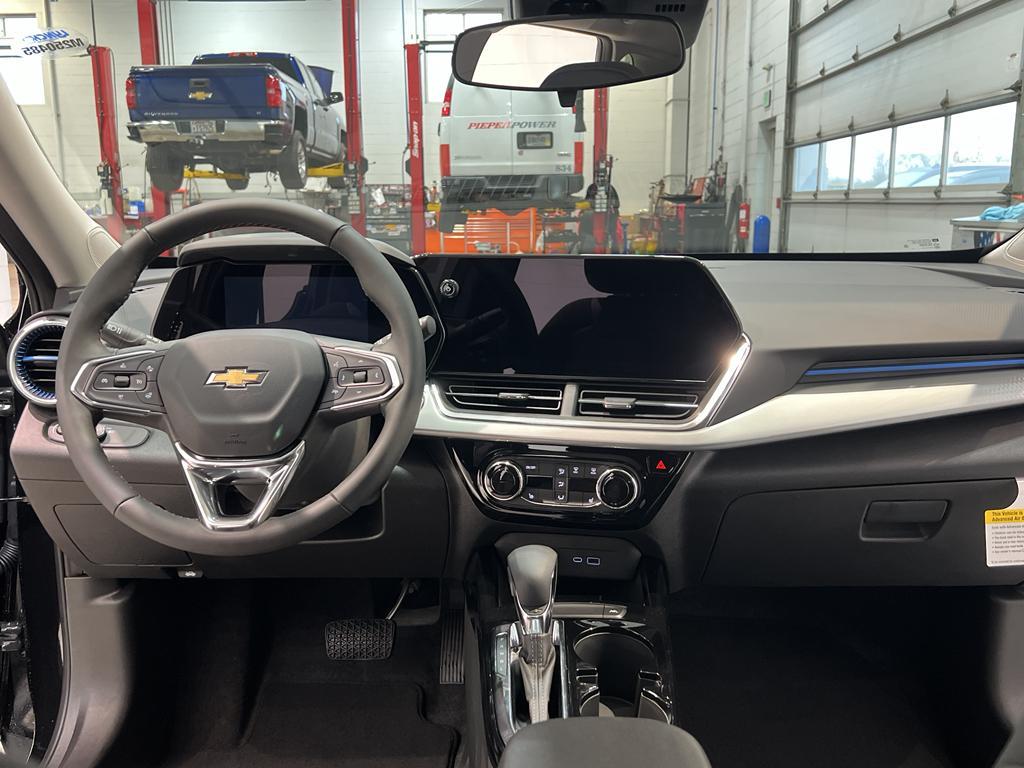 new 2025 Chevrolet Trax car, priced at $25,760