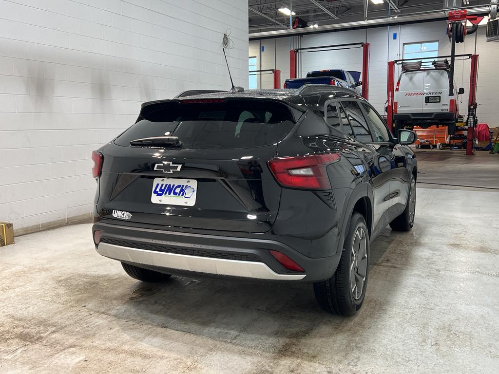 new 2025 Chevrolet Trax car, priced at $25,760