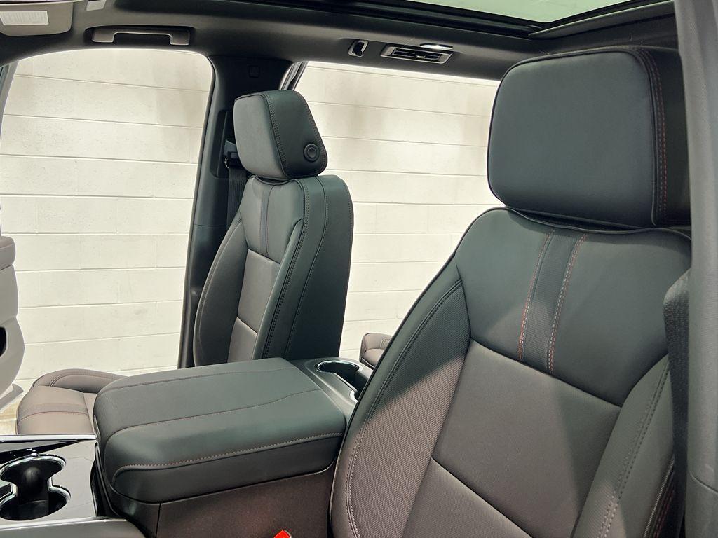 new 2025 Chevrolet Suburban car, priced at $82,670