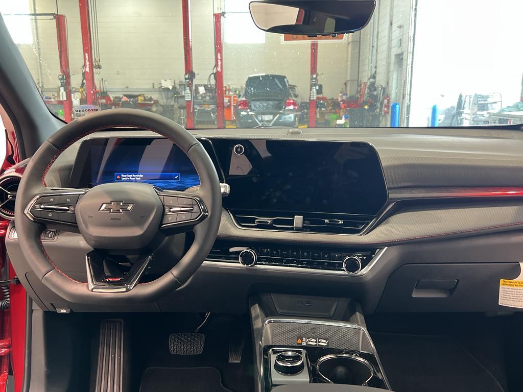 new 2026 Chevrolet Equinox car, priced at $40,280