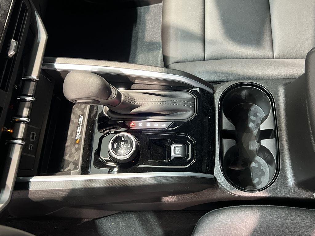 new 2025 Chevrolet Colorado car, priced at $46,390