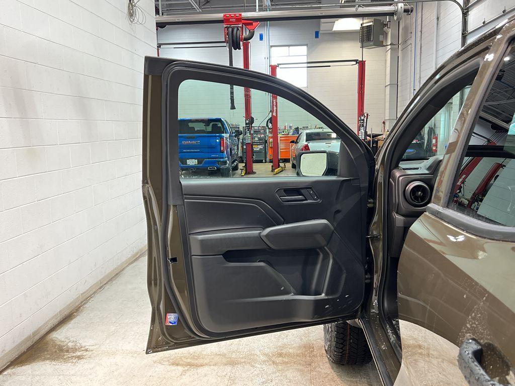 new 2025 Chevrolet Colorado car, priced at $46,390