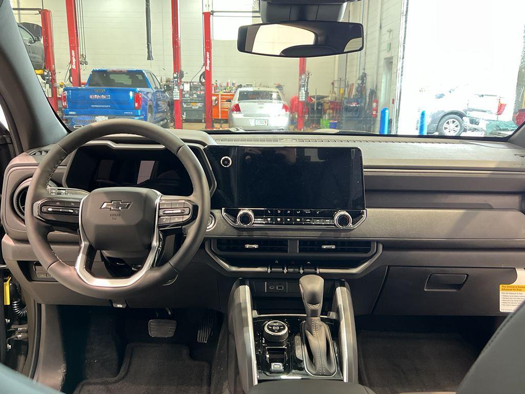 new 2025 Chevrolet Colorado car, priced at $46,390