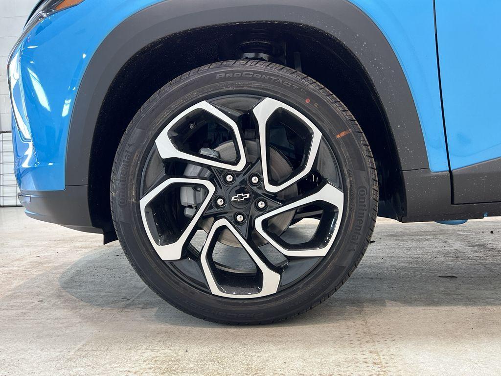 new 2025 Chevrolet Trax car, priced at $27,085