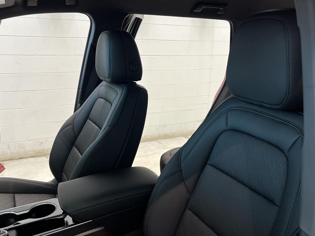 new 2026 Chevrolet Equinox car, priced at $36,905