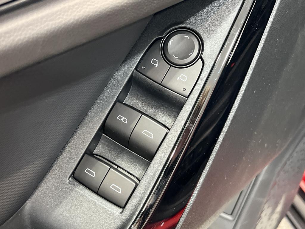 new 2026 Chevrolet Equinox car, priced at $36,905