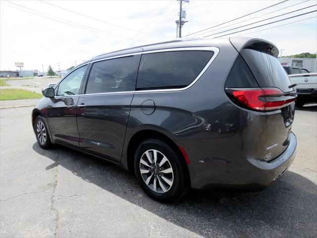 used 2021 Chrysler Pacifica car, priced at $19,588