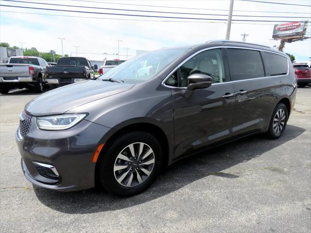 used 2021 Chrysler Pacifica car, priced at $19,588