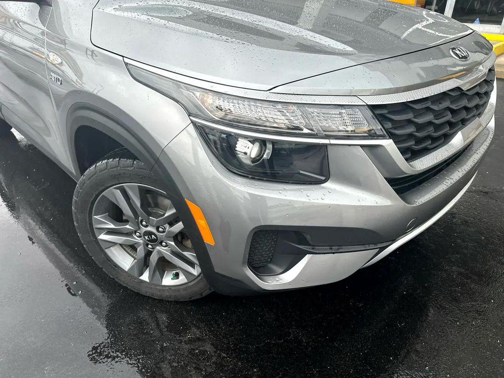 used 2021 Kia Seltos car, priced at $18,865