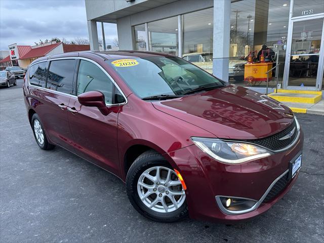 used 2020 Chrysler Pacifica car, priced at $19,885