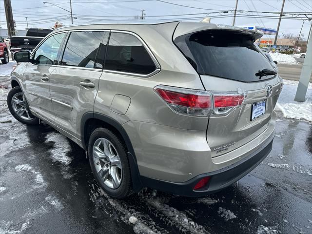 used 2016 Toyota Highlander car, priced at $19,995