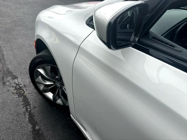 used 2016 Chrysler 200 car, priced at $15,905