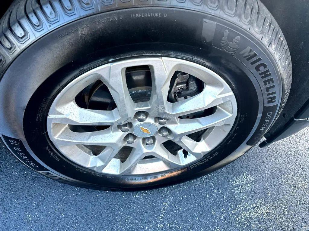 used 2021 Chevrolet Traverse car, priced at $27,960