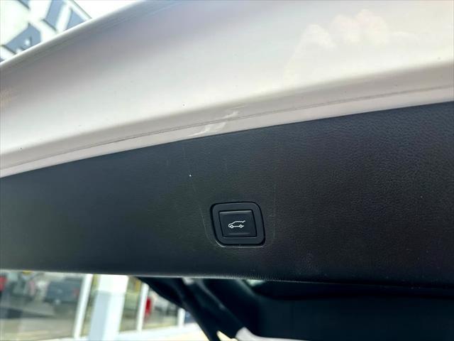 used 2019 Chevrolet Traverse car, priced at $19,620