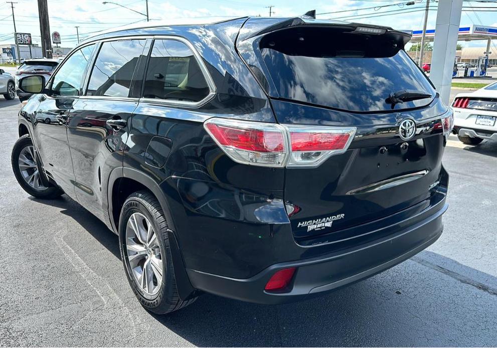 used 2015 Toyota Highlander car, priced at $23,280