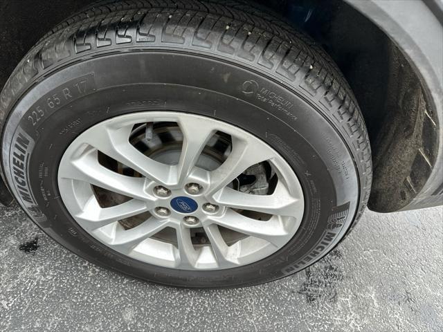 used 2022 Ford Escape car, priced at $26,810