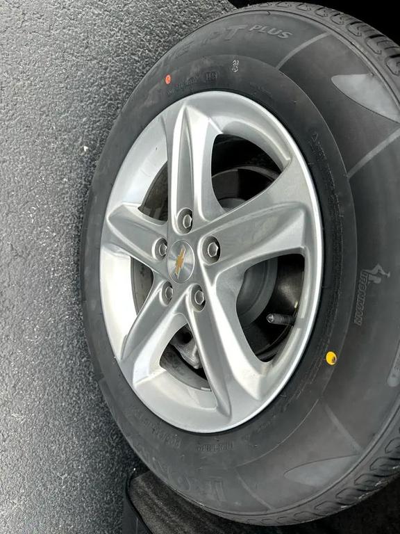 used 2023 Chevrolet Malibu car, priced at $21,220