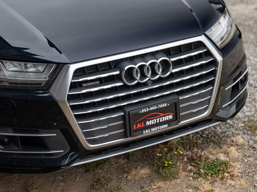 used 2017 Audi Q7 car, priced at $18,950