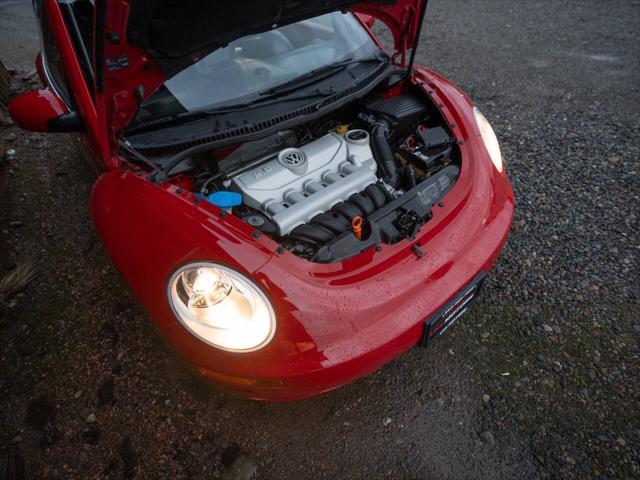 used 2009 Volkswagen New Beetle car, priced at $8,950