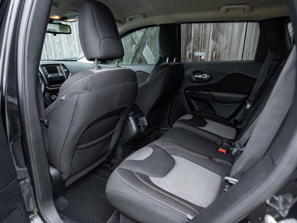 used 2016 Jeep Cherokee car, priced at $13,450