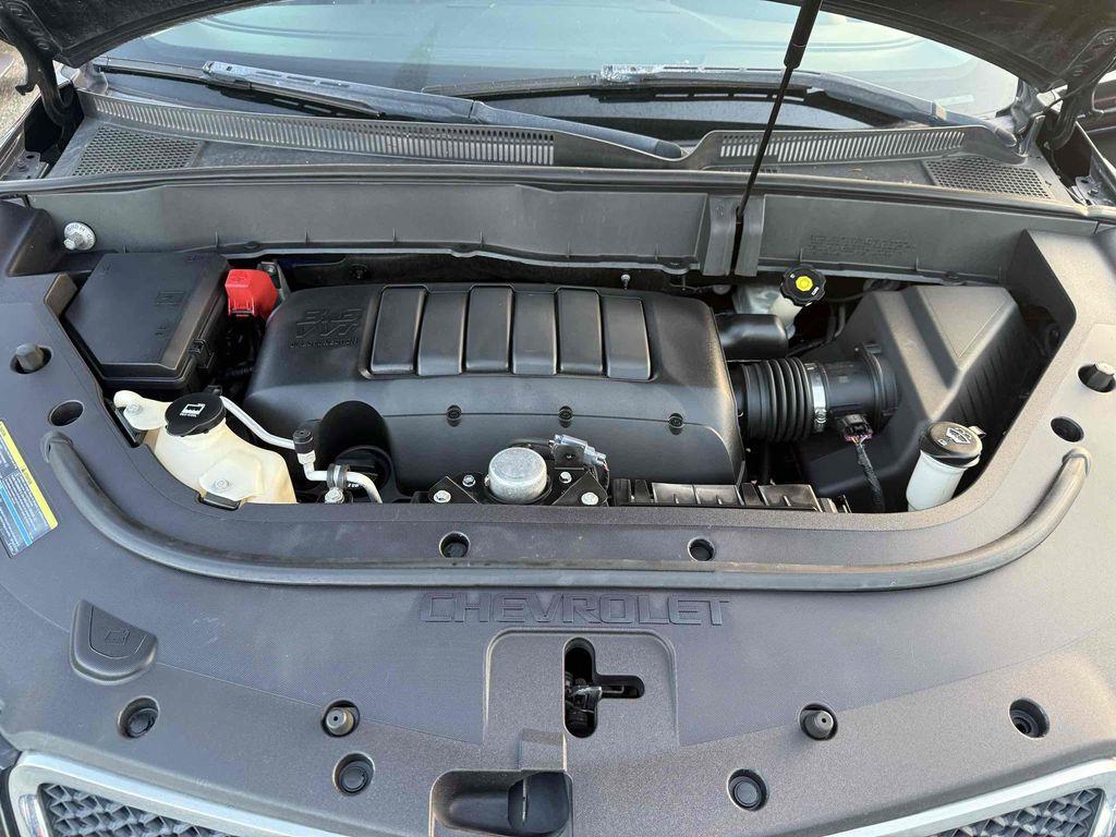 used 2009 Chevrolet Traverse car, priced at $5,950