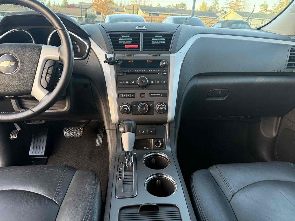 used 2009 Chevrolet Traverse car, priced at $5,950