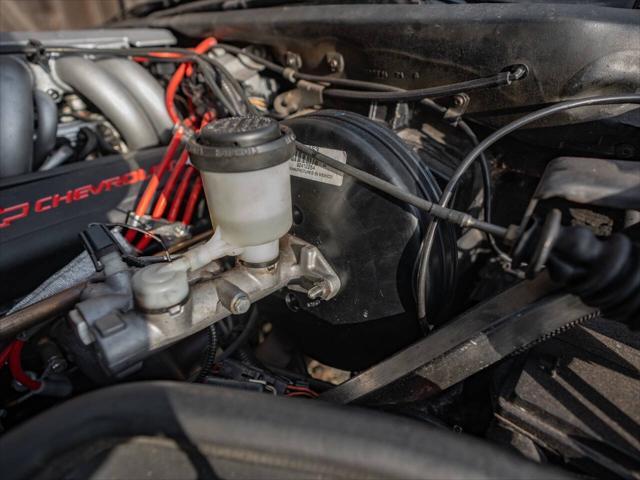 used 1986 Chevrolet Corvette car, priced at $12,950