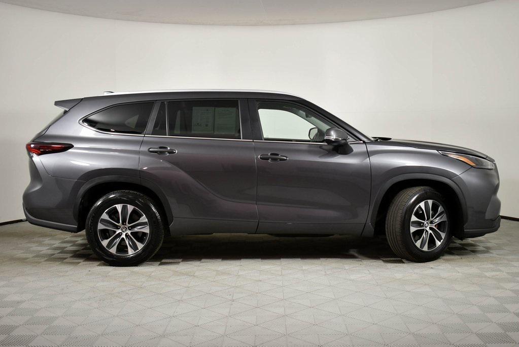 used 2024 Toyota Highlander car, priced at $39,499