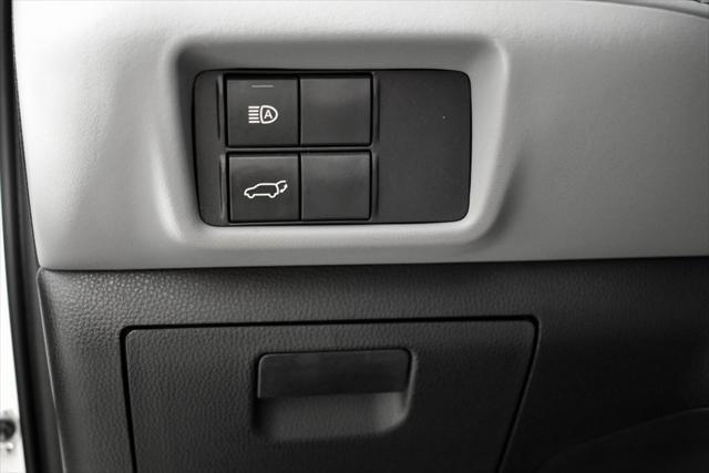 used 2023 Toyota Highlander Hybrid car, priced at $37,578