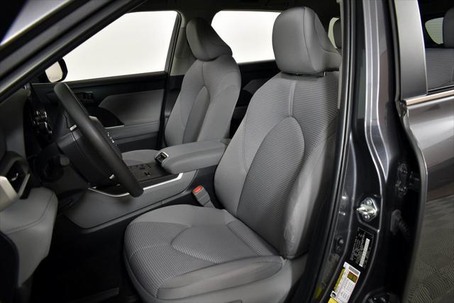 used 2023 Toyota Highlander car, priced at $39,488